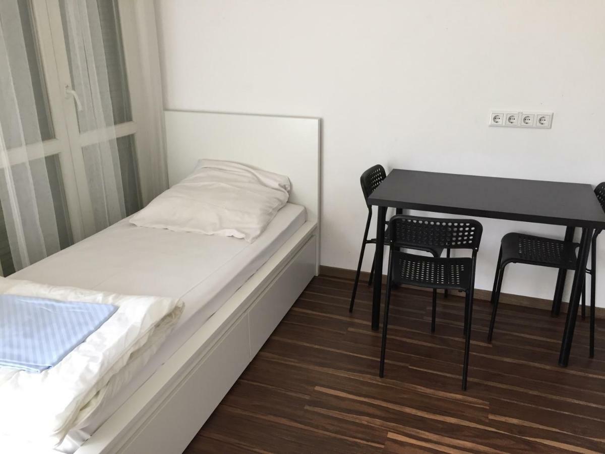 Pension Amira Фюрт Экстерьер фото